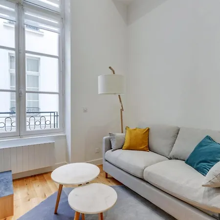 Flexliving - One Bedroom - Bretagne Apartment *