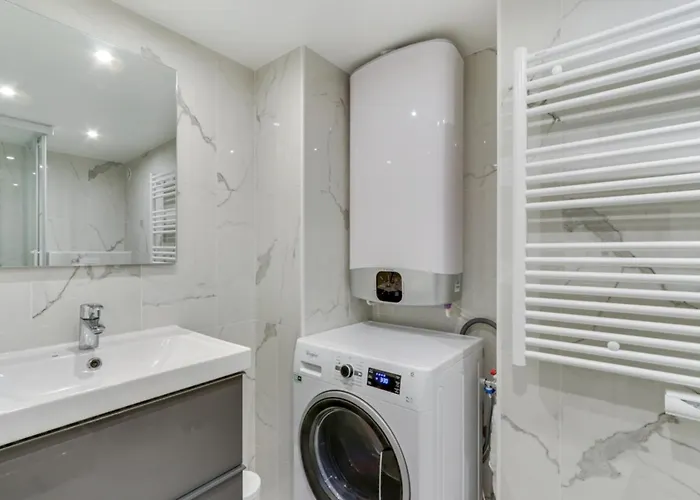 Flexliving - One Bedroom - Bretagne Paryż